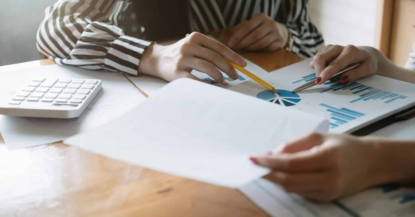 In che modo il tasso di interesse influisce sull'acquisto di immobili?